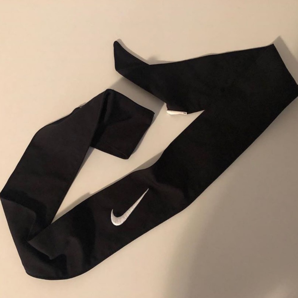 Nike Tie Headband
